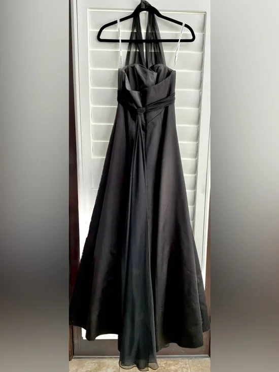 David’s Bridal Black Satin Halter Formal Gown Maxi Dress Size 8 Elegant - Picture 5 of 11
